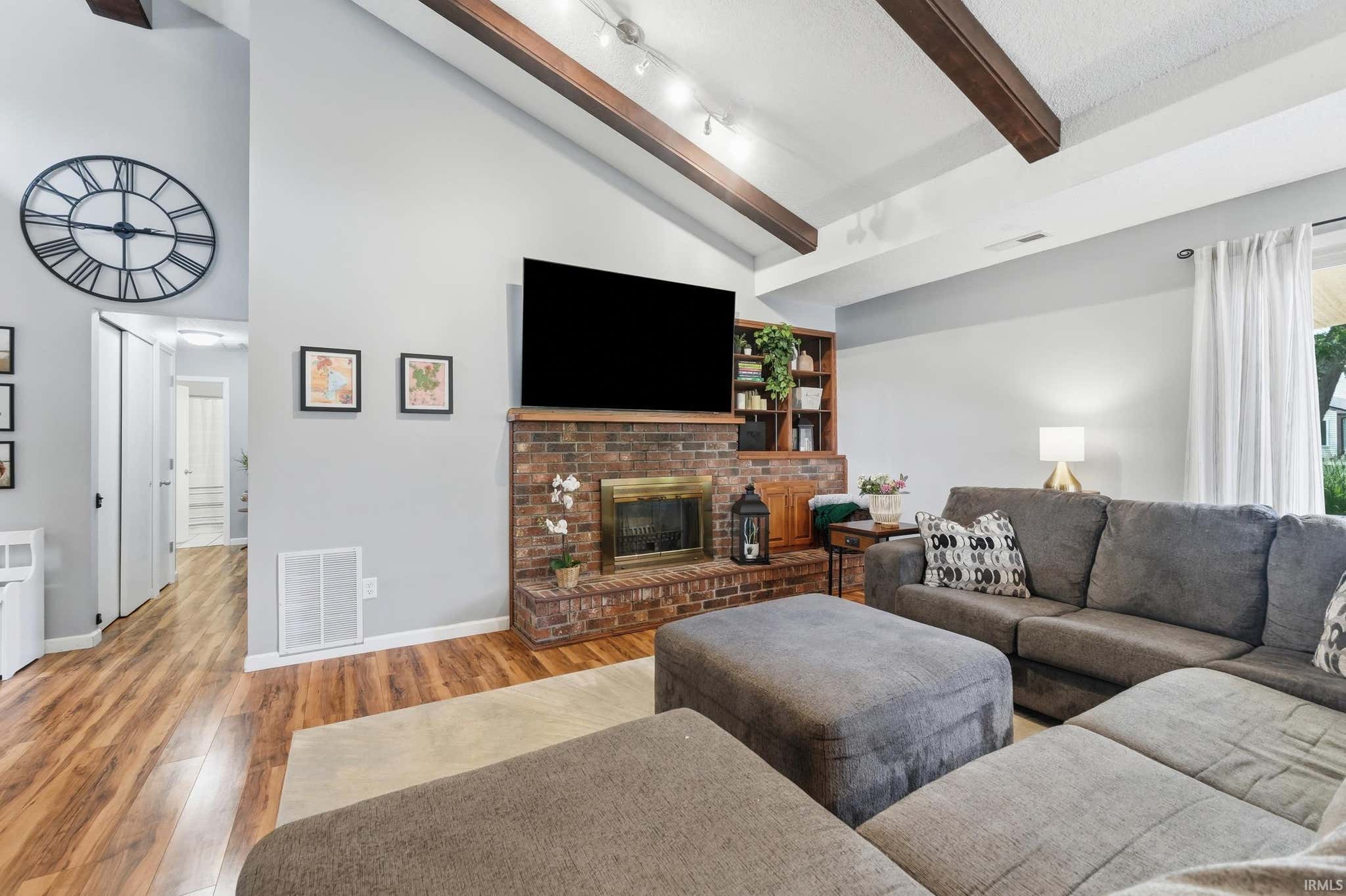 Image of 6335 Tanbark Trail