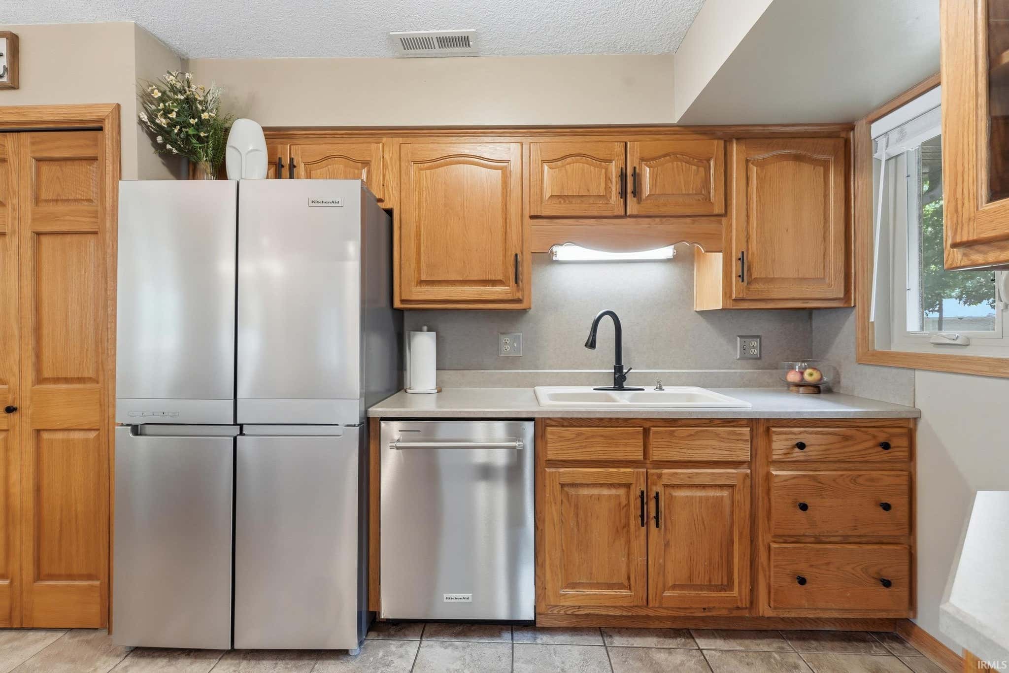 Image of 6335 Tanbark Trail