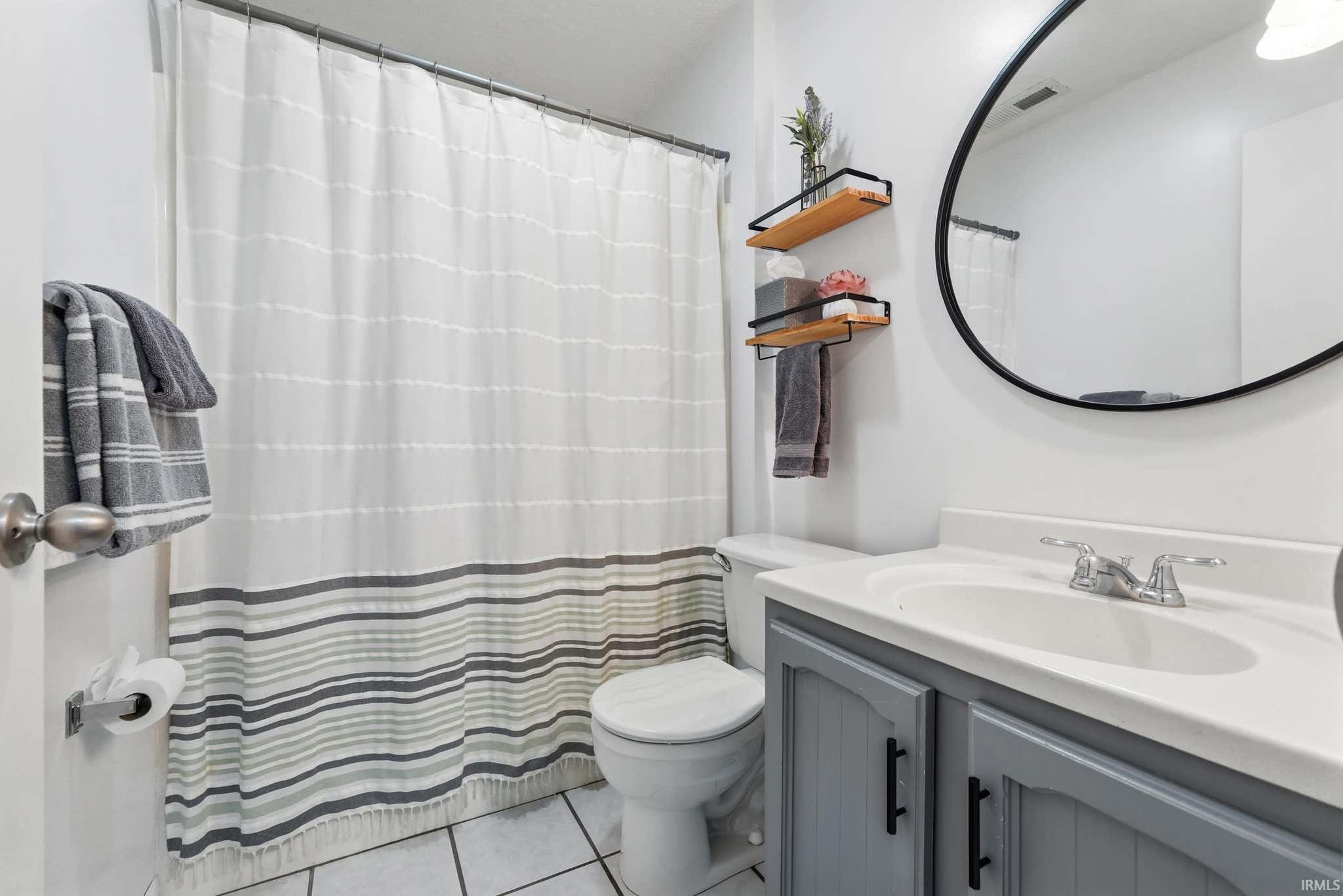 Image of 6335 Tanbark Trail